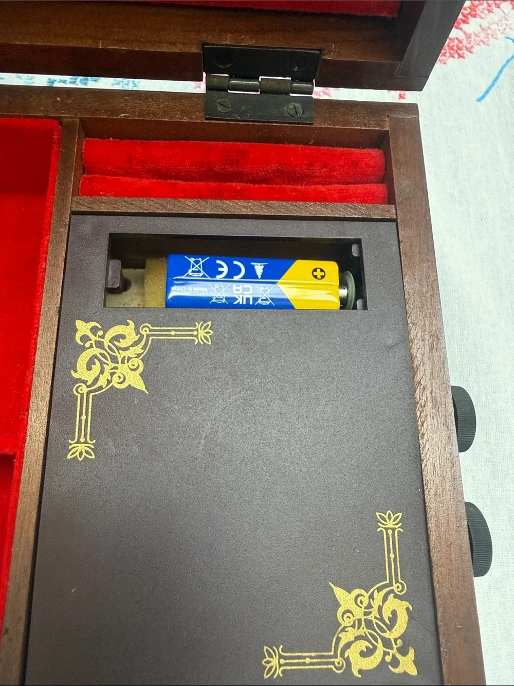 Vintage AM Radio Jewelry Box